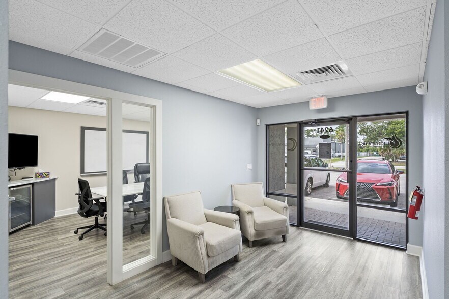 More Photos Of 6241 Arc Way, Fort Myers Office For Sale