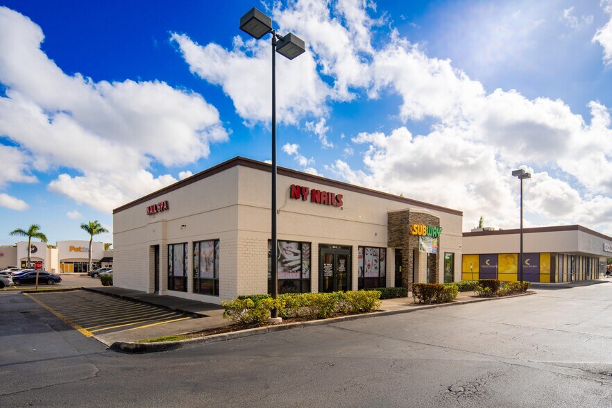 More Photos Of 850-980 Ives Dairy Rd, Miami Unknown For Sale