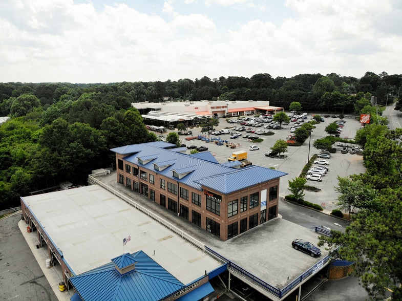 More Photos Of 4353 Tilly Mill Rd, Atlanta Loft Creative Space For Lease