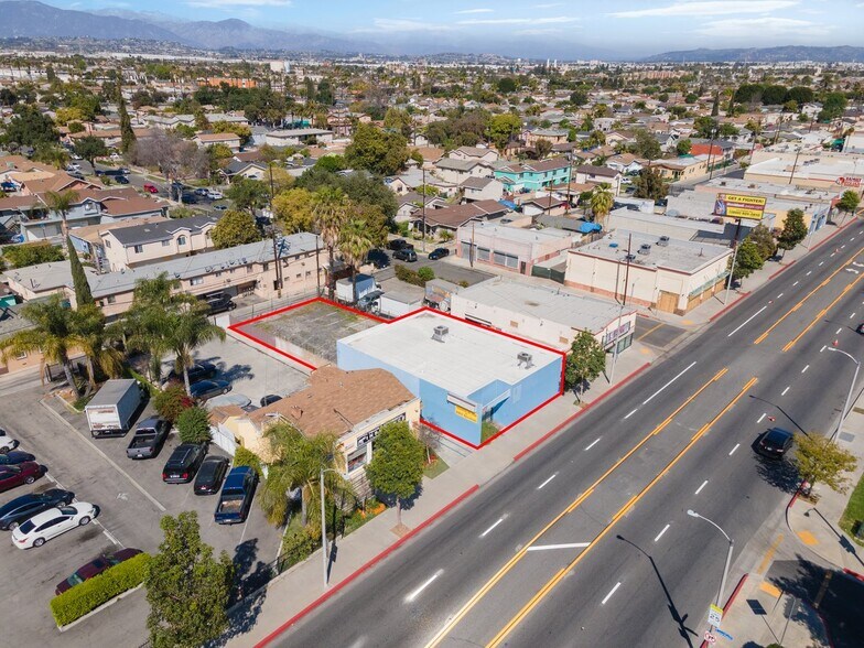 More Photos Of 3579 Gage Ave, Bell Medical For Sale