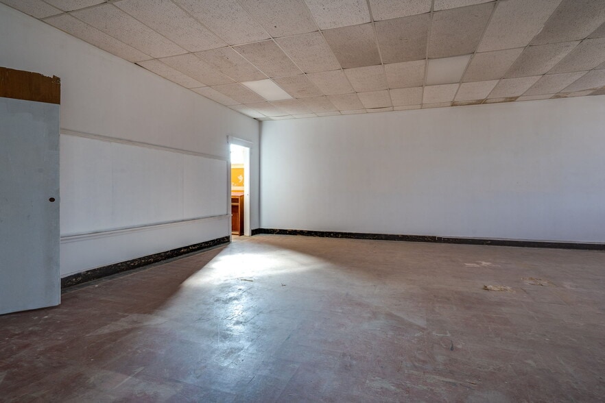 More Photos Of 408 N Conover St, Dayton Schools For Sale