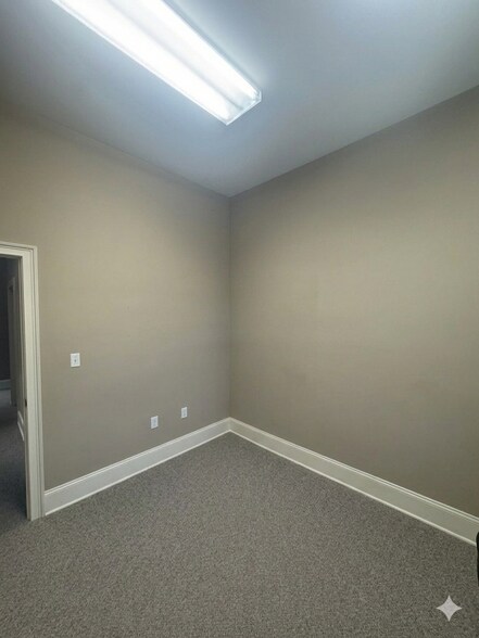 More Photos Of 110 Harmony Crossing, Eatonton Medical For Lease