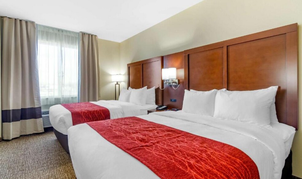 More Photos Of 1949 N 9th St, Salina Hotel For Sale