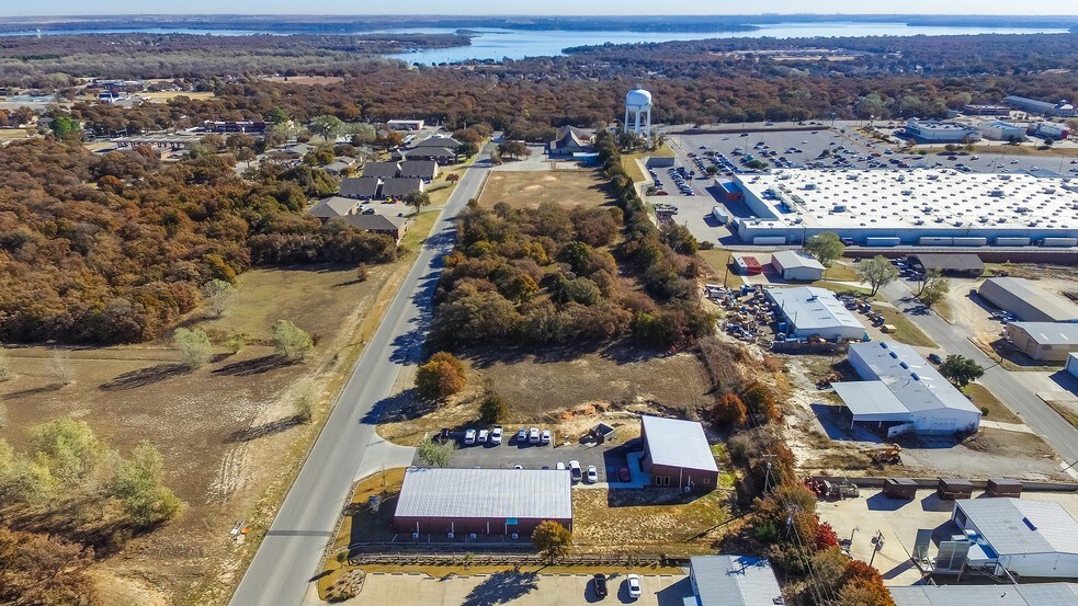 More Photos Of 416 Commerce St, Azle Storefront Retail Office For Sale