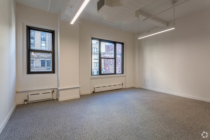 More Photos Of 120 E 56th St, New York Office For Lease