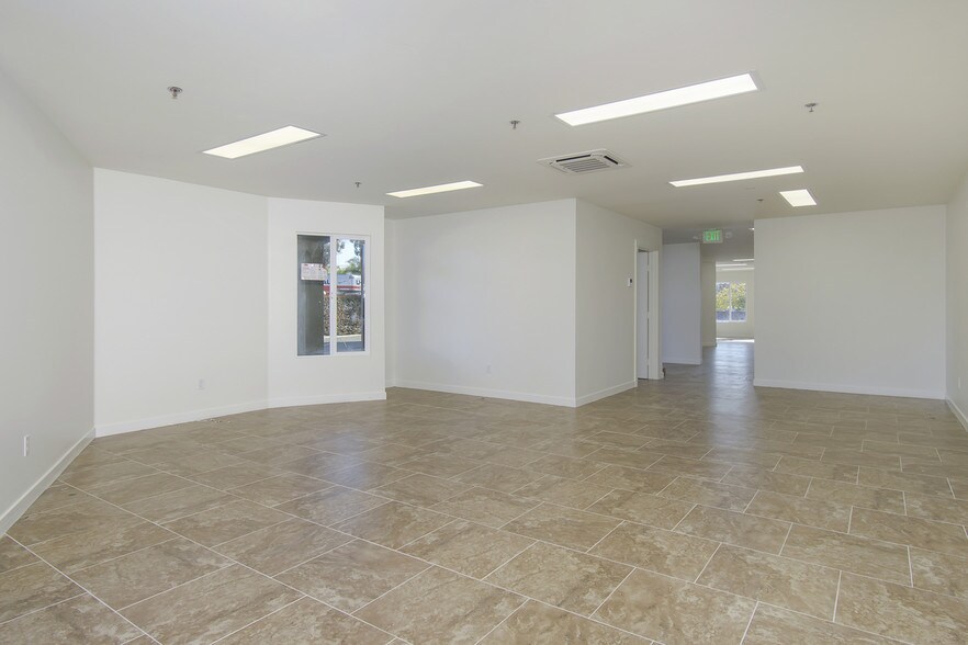 More Photos Of 1236 Main St, Ramona Office Residential For Lease