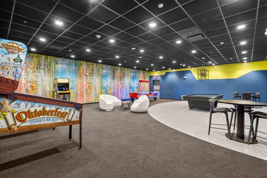 More Photos Of 50 Morgan St, Hartford Apartments For Sale