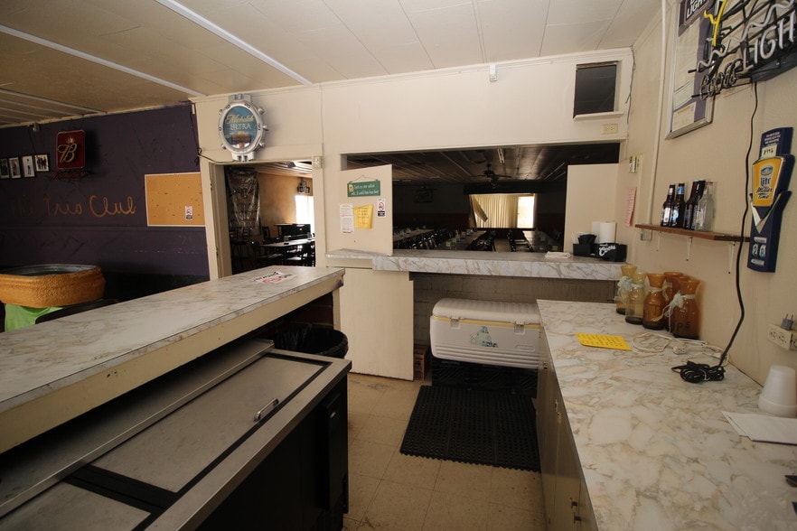 More Photos Of 908 S Mingus Blvd, Mingus Specialty For Sale