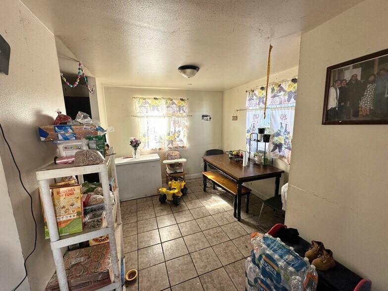More Photos Of 9123 Orchard Ave, Los Angeles Multifamily For Sale