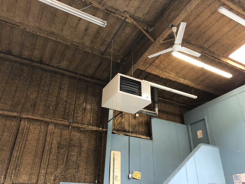 More Photos Of 3310 NW Loop 338, Odessa Warehouse For Sale