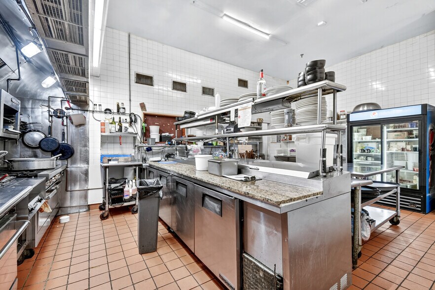 More Photos Of 1915 A1A S, Saint Augustine Restaurant For Sale