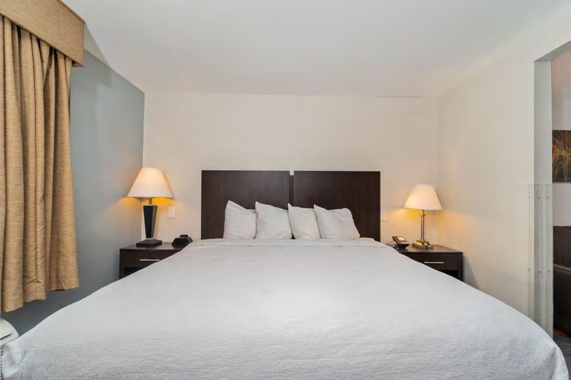 More Photos Of 801 Cedar Point Blvd, Cedar Point Hotel For Sale