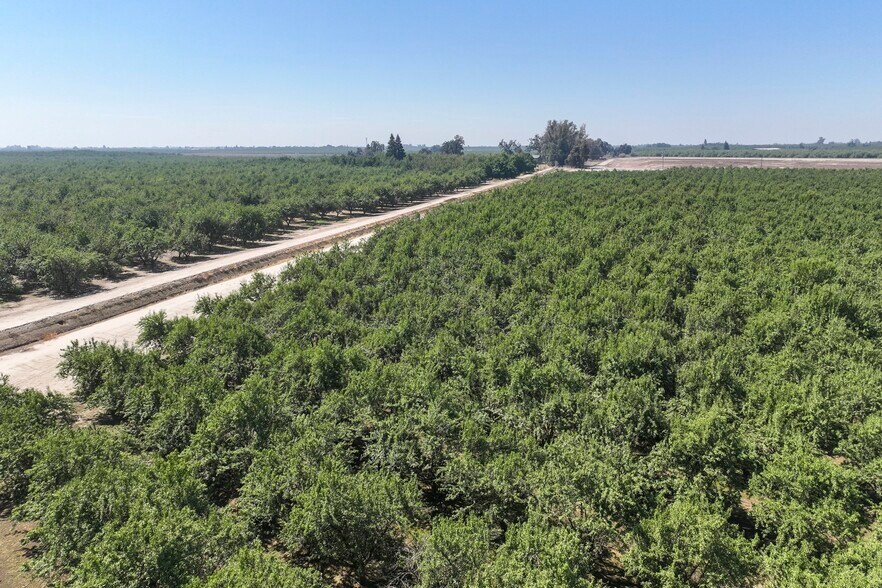 More Photos Of 3603 9 1/2 Avenue, Hanford Land For Sale