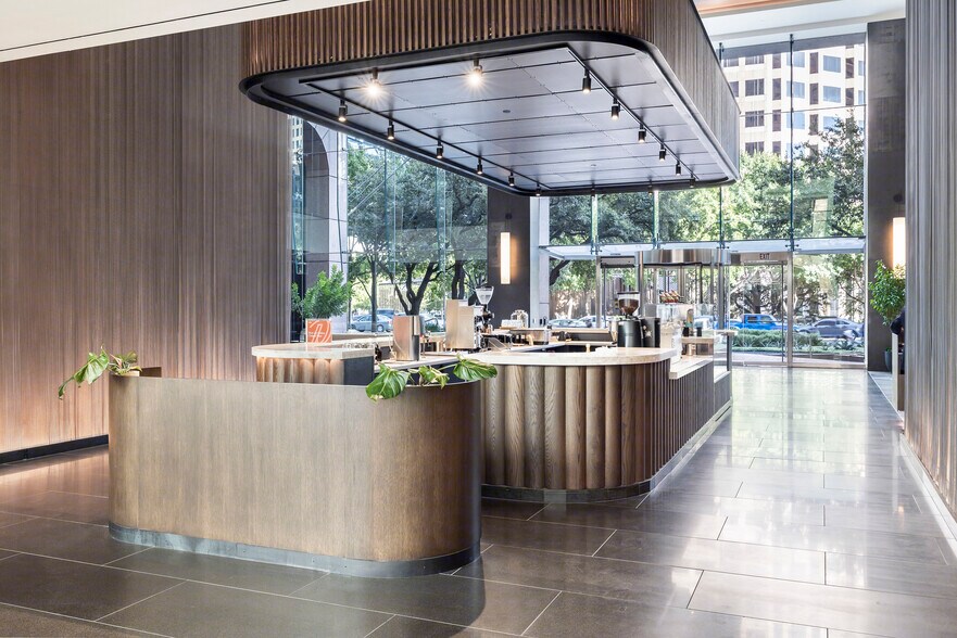 More Photos Of 100 Congress Ave, Austin Office For Lease
