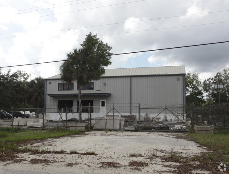 More Photos Of 16450 Old US Highway 41, Fort Myers Manufacturing For Lease