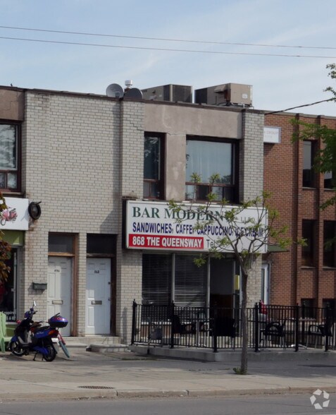Primary Photo Of 868-872 The Queensway, Toronto General Retail For Sale