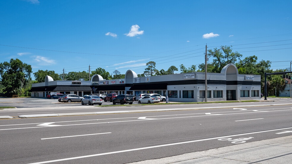 More Photos Of 6011-6025 103rd St, Jacksonville Unknown For Lease