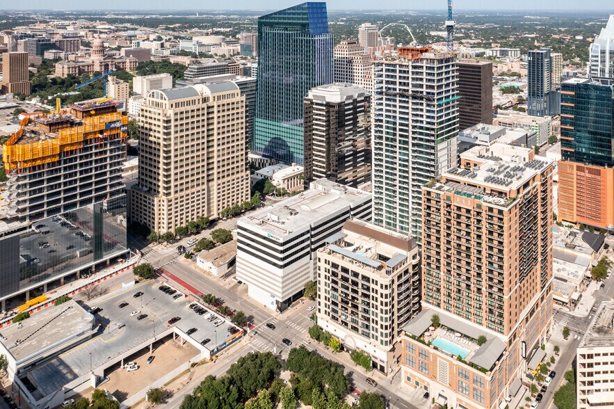 More Photos Of 504 Lavaca St, Austin Office For Lease