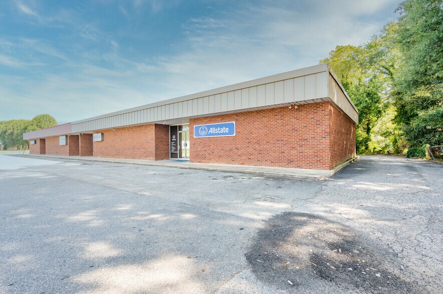 More Photos Of 1509-1525 Dale Earnhardt Blvd, Kannapolis Office For Sale