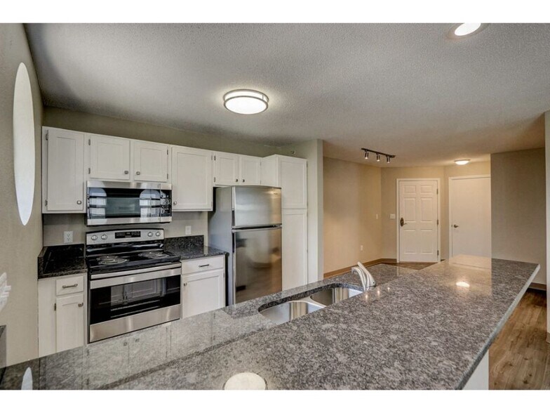 More Photos Of 234 W Main St, Waukesha Apartments For Lease