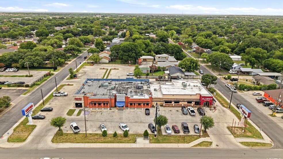 More Photos Of 4946 Rigsby Ave, San Antonio Restaurant For Sale