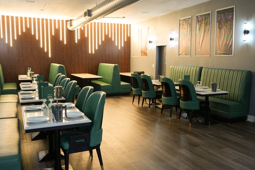 More Photos Of 2733 NW Highway 101, Lincoln City Restaurant For Sale