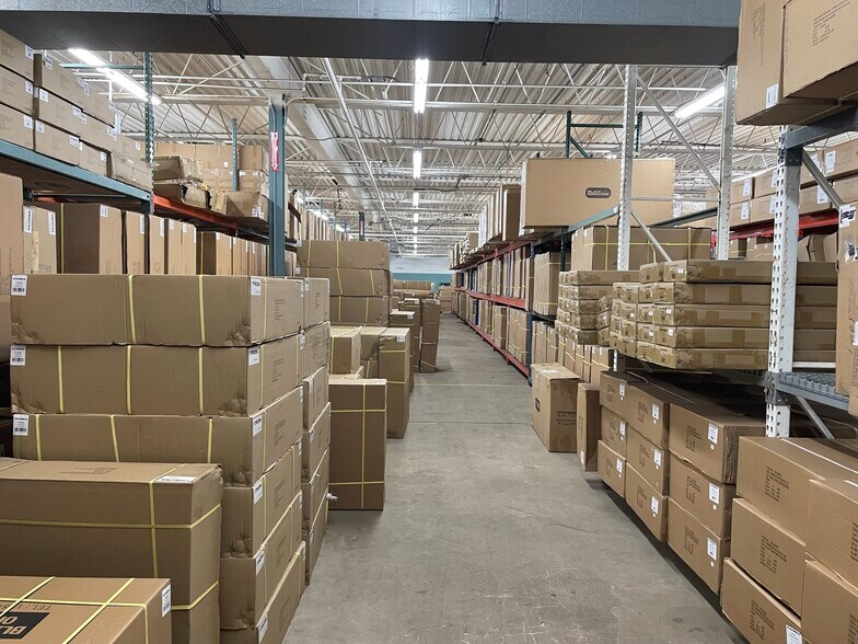 More Photos Of 101 W New St, Pink Hill Warehouse For Sale