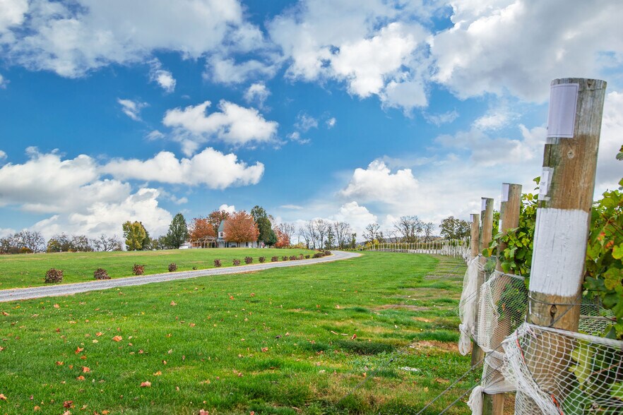 More Photos Of 33 County Road 627, Phillipsburg Specialty For Sale