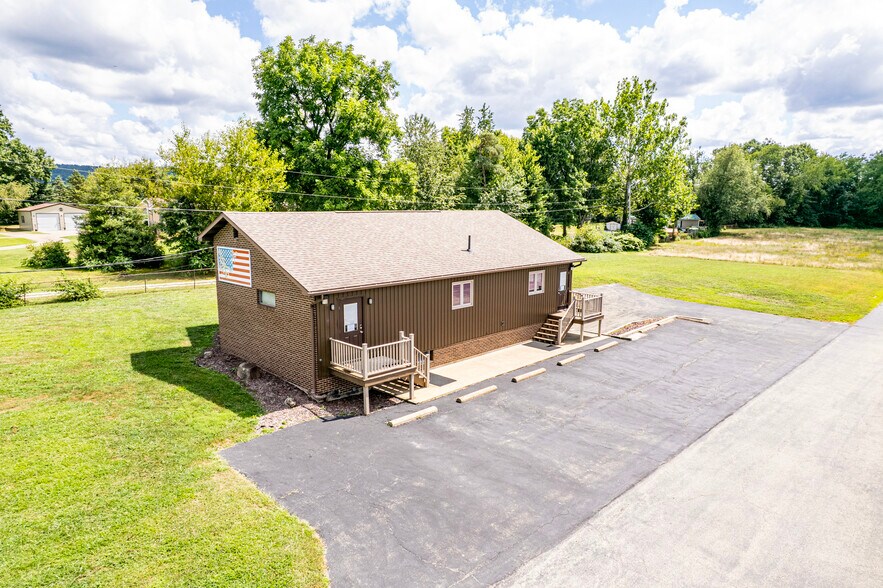 More Photos Of 376 E Main St, Mount Pleasant Medical For Sale