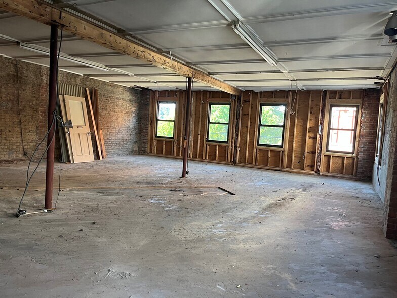 More Photos Of 103 Main St, Ansonia Office Residential For Sale