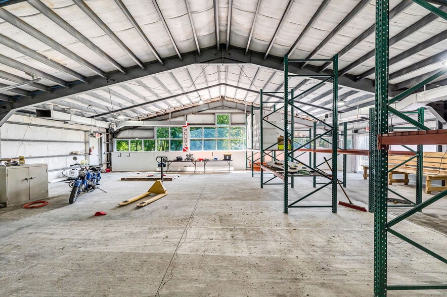 More Photos Of 526 College Hwy, Southwick Specialty For Sale