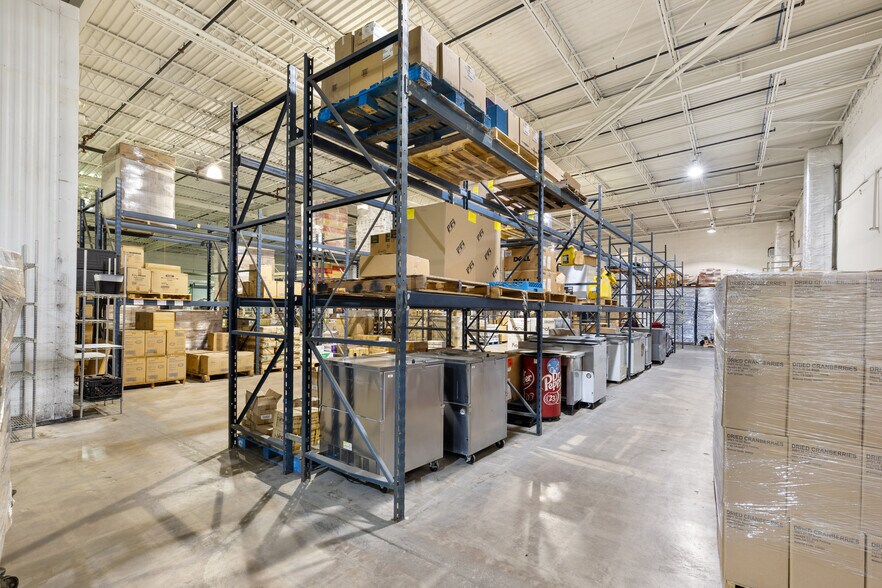 More Photos Of 5305 Midway Rd, Haltom City Distribution For Sale