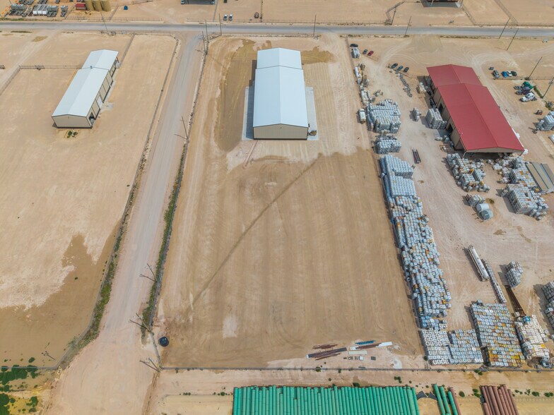 More Photos Of 16697 W Basin St, Odessa Industrial For Lease