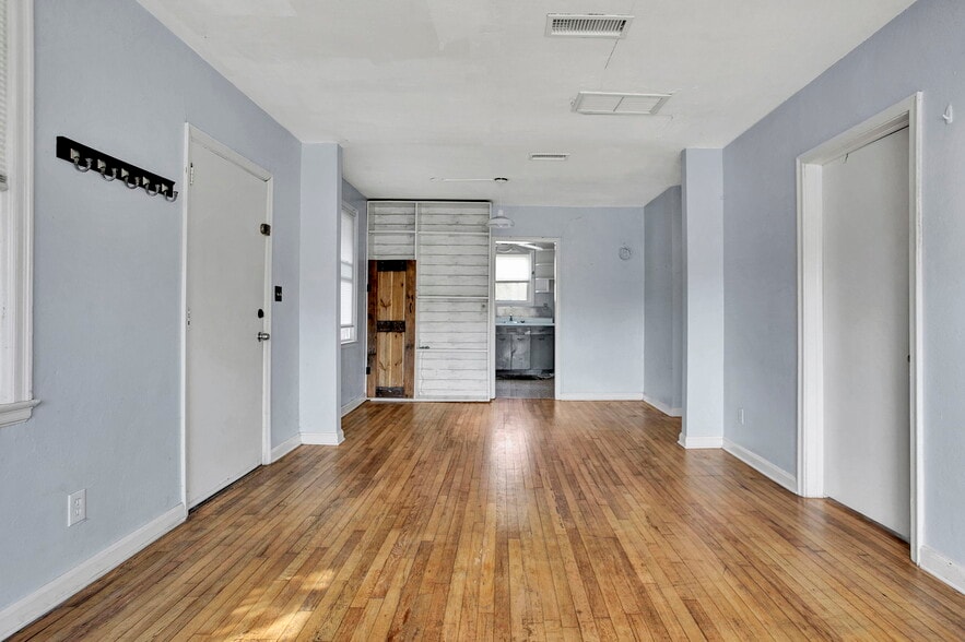 More Photos Of 315 15th Ave N, Jacksonville Beach Apartments For Sale