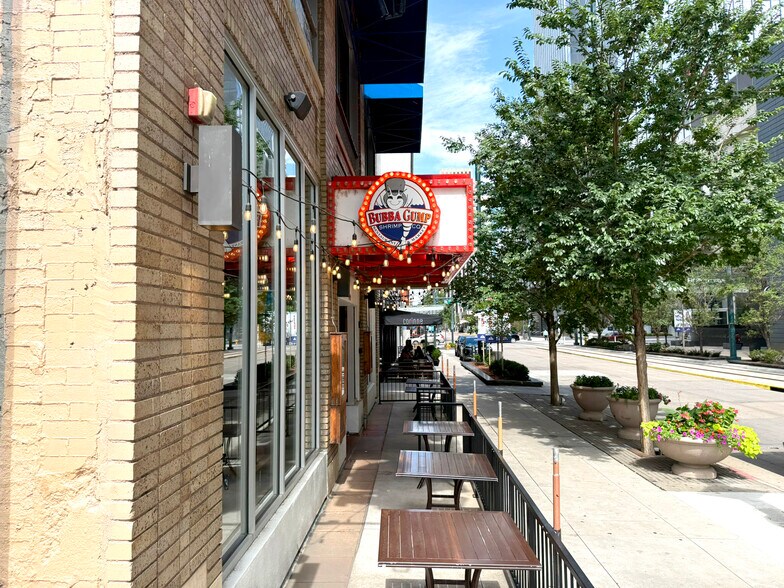 More Photos Of 1437 California St, Denver Storefront Retail Office For Sale