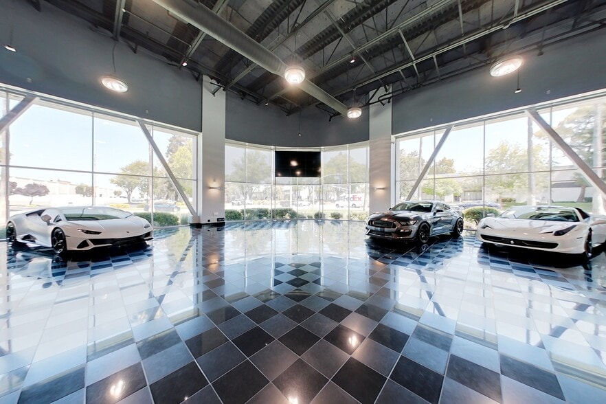 More Photos Of 521 Charcot Ave, San Jose Showroom For Sale