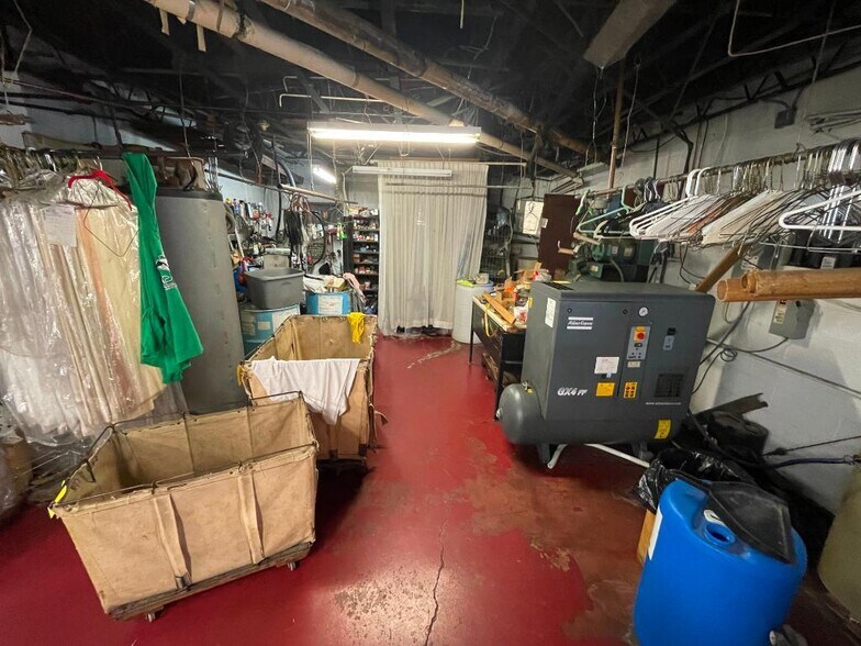 More Photos Of 4145 Brownsville Rd, Pittsburgh Storefront For Sale