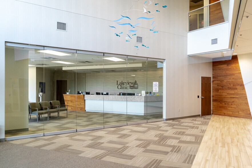 More Photos Of 110105 Pioneer Trl, Chaska Medical For Lease