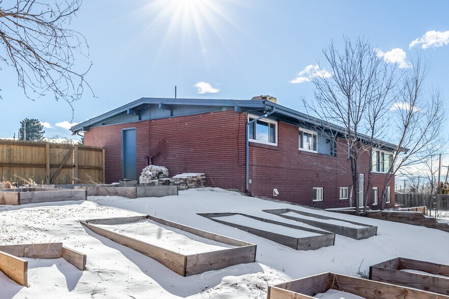 More Photos Of 8221 Bradburn Dr, Westminster Office For Sale