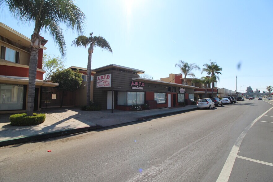 More Photos Of 532-620 N Fulton St, Fresno Apartments For Sale