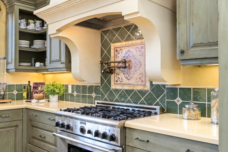 More Photos Of 1210 Arden Hills Ln, Sacramento Specialty For Sale