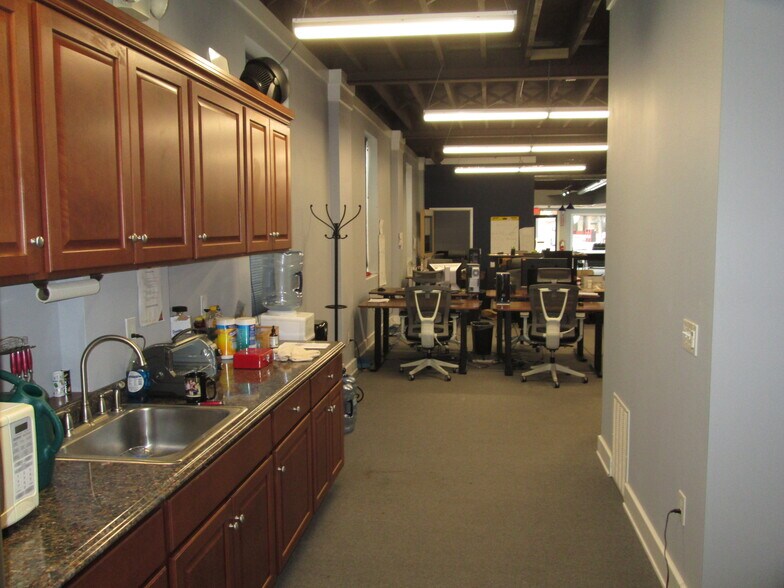 More Photos Of 1501 Main St, Rahway Office For Sale