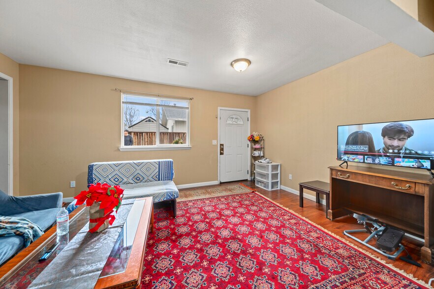 More Photos Of 30 Topeka Ave, San Jose Multifamily For Sale