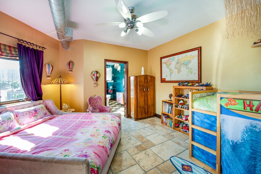 More Photos Of 2150 Curtis St, Denver Storefront Retail Office For Sale