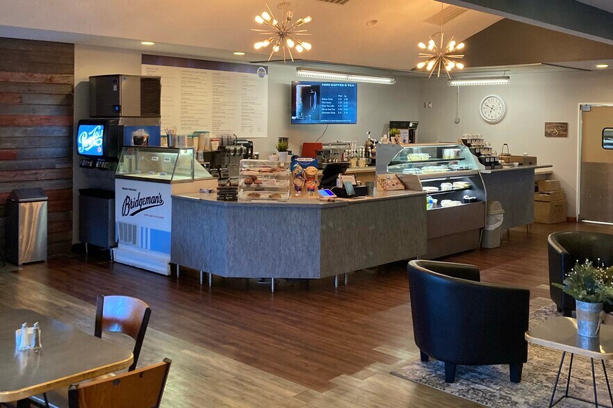 More Photos Of 223 Kraft Dr SE, Melrose Restaurant For Sale