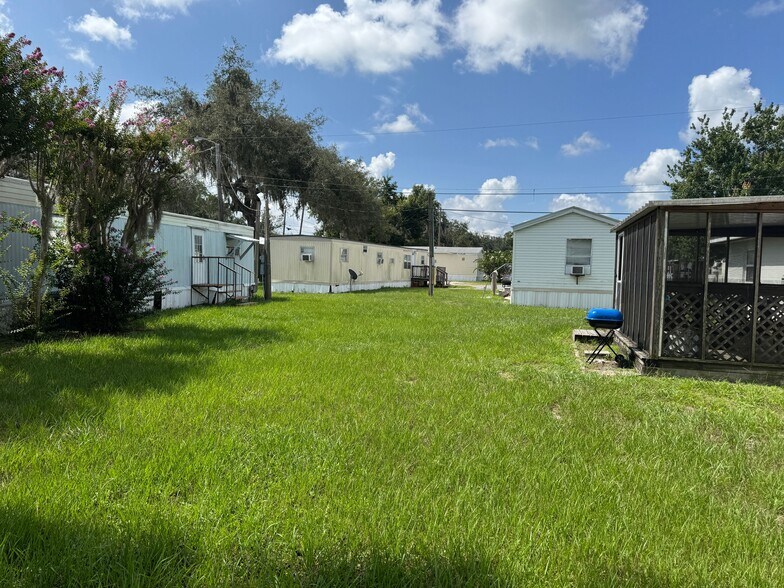 More Photos Of 6035 Norton Rd, Lakeland Manufactured Housing Mobile Home Park For Sale