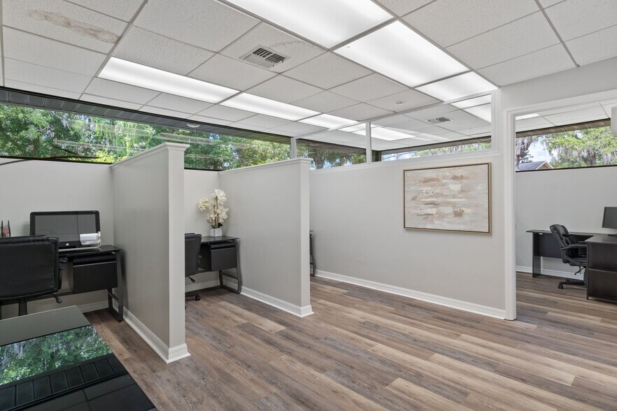 More Photos Of 315 Howell Ave, Brooksville Loft Creative Space For Sale