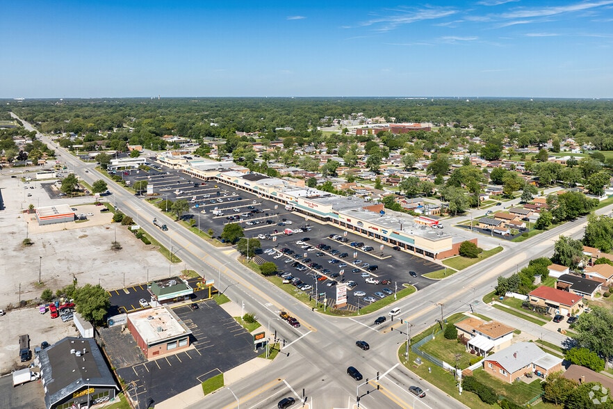 Primary Photo Of 77-199 W Joe Orr Rd, Chicago Heights Unknown For Lease