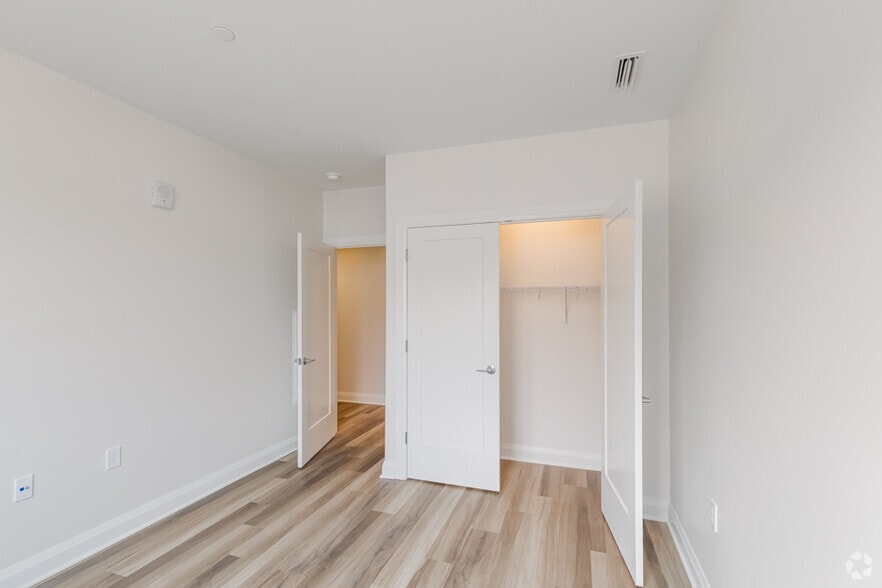 More Photos Of 4 W North Ave, Pittsburgh Apartments For Lease