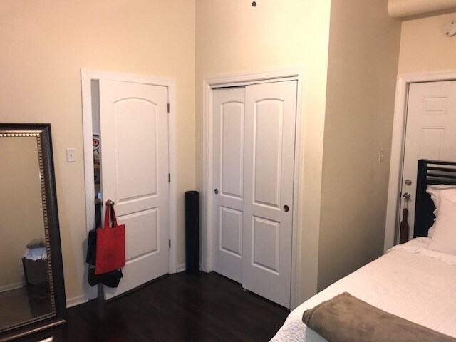 More Photos Of 3125 W Cermak Rd, Chicago Apartments For Lease